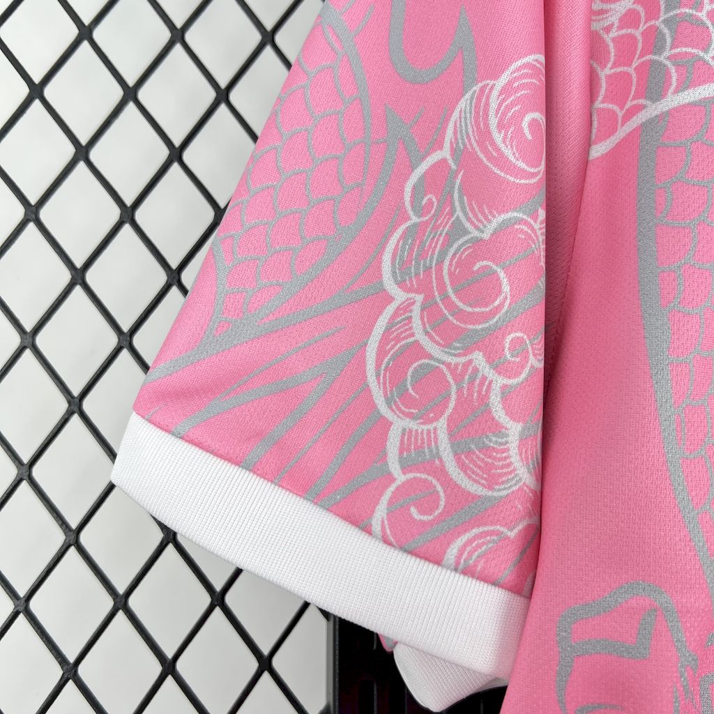 Real Madrid Pink Dragon Kit