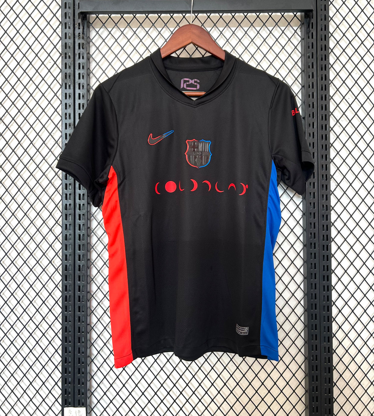 2024/25 Barcelona x Coldplay